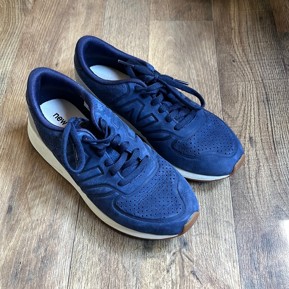 New Balance 420 Unisex Adult Sneakers